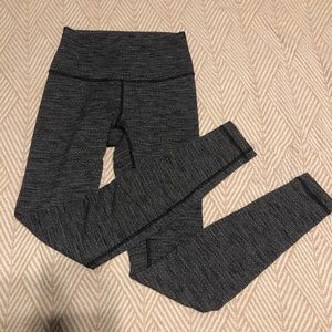 Lululemon Wunder Under HR tight